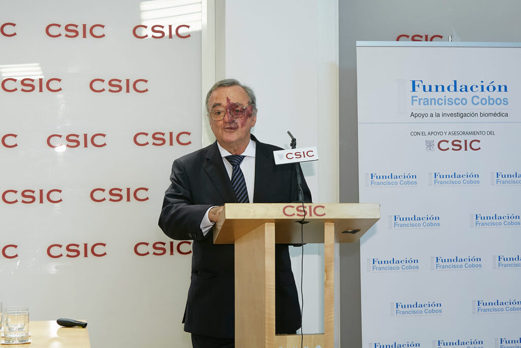 Prof. Vicente Larraga, secretario de la FFC.